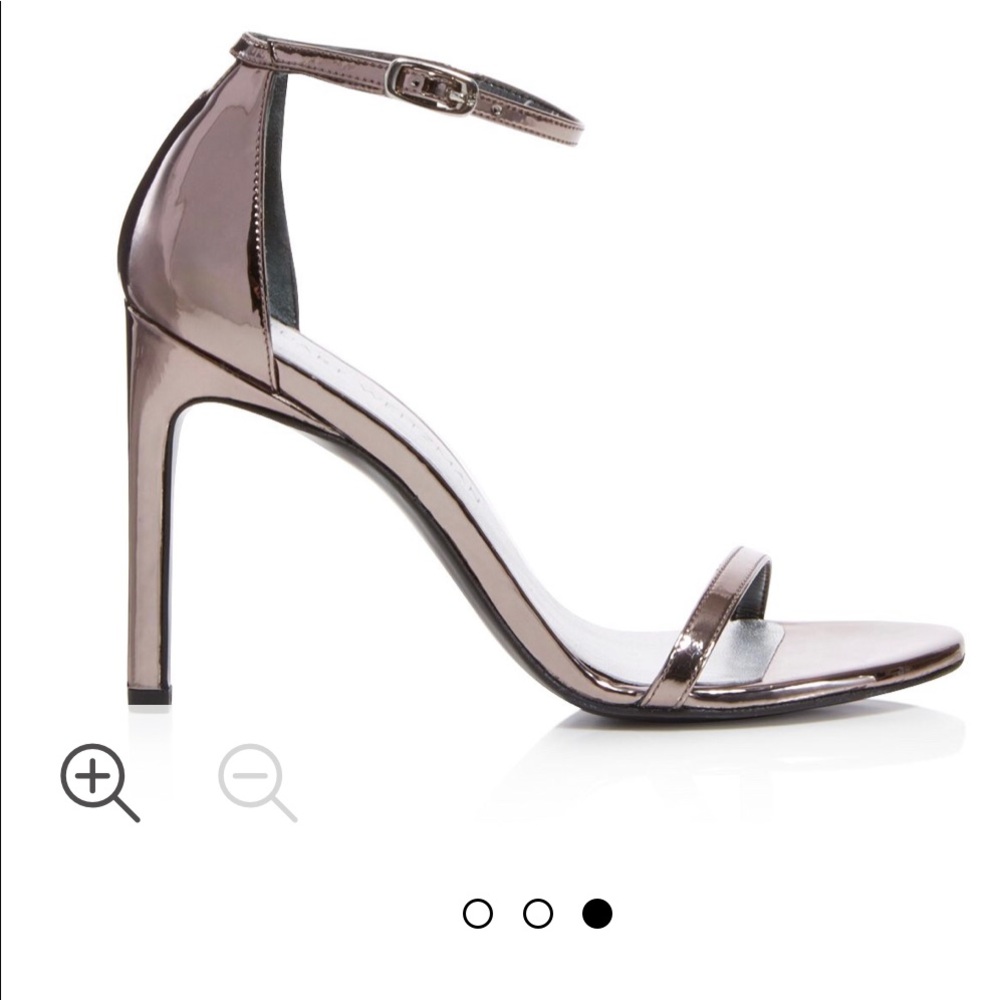 NWT Stuart Weizmann nudistrong sandals size 6
